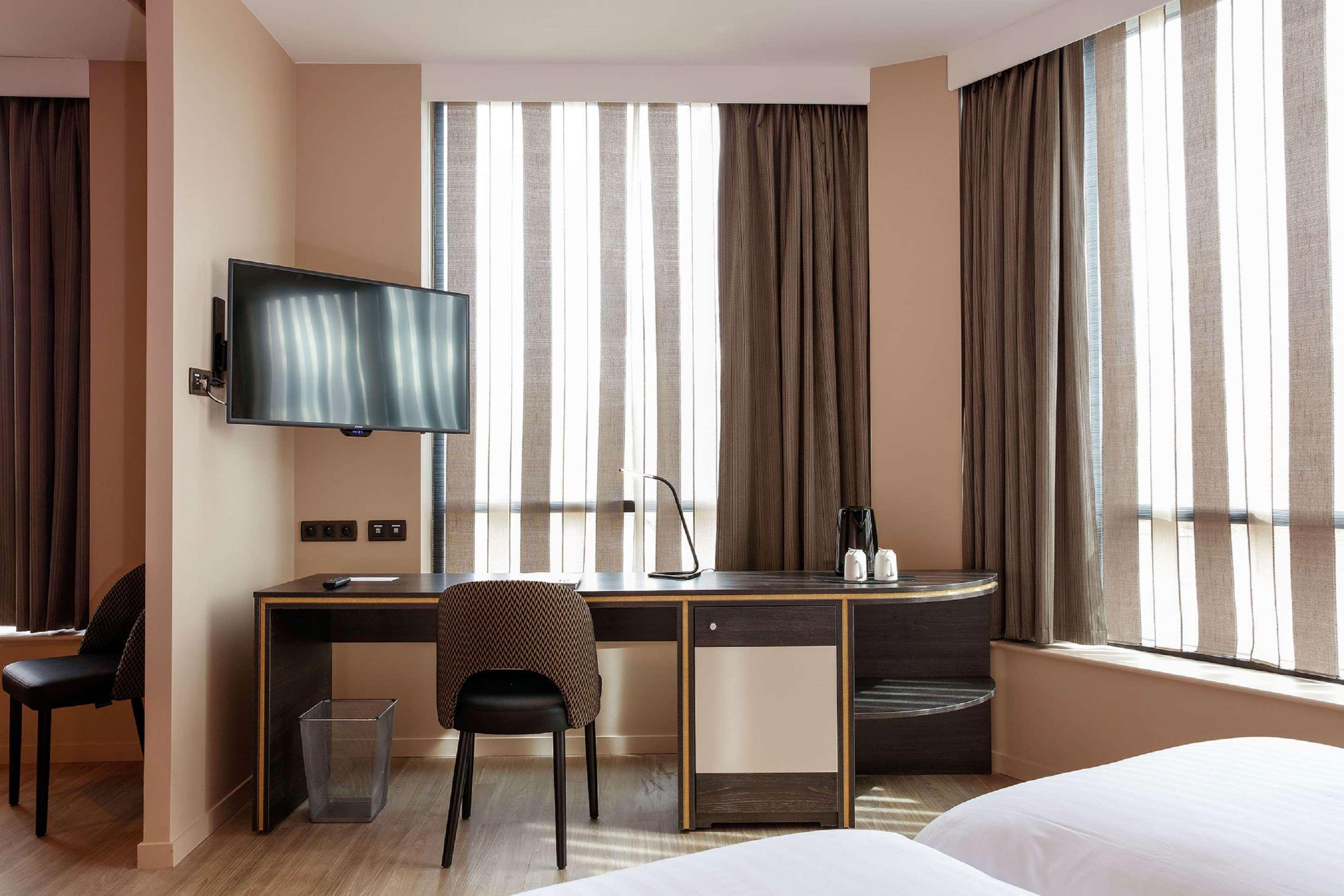 Best Western Plus Hotel Escapade Senlis 桑利斯 外观 照片